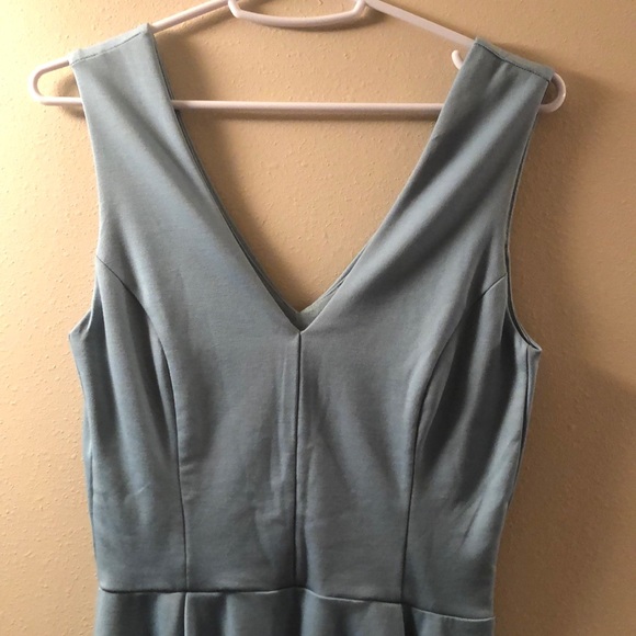 V-neck Casual Skater Dress - Picture 2 of 2